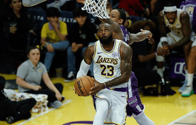 湖人终结连败，詹姆斯历史第1！东契奇34+7，这一战我认清5个事实