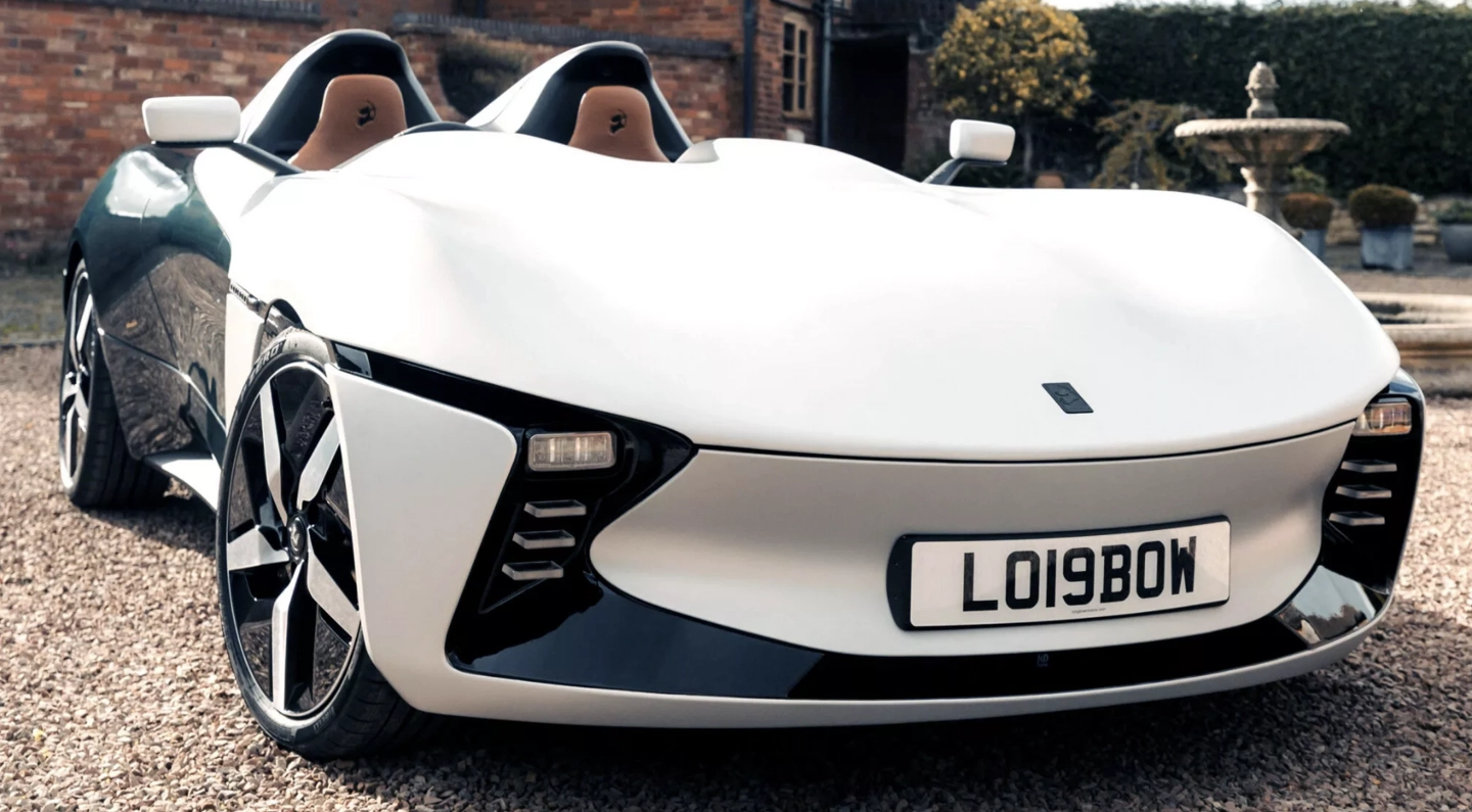 整备质量仅 0.895 吨：前特斯拉工程师打造全球首款“羽量级电动汽车”Speedster，挑战重量困境