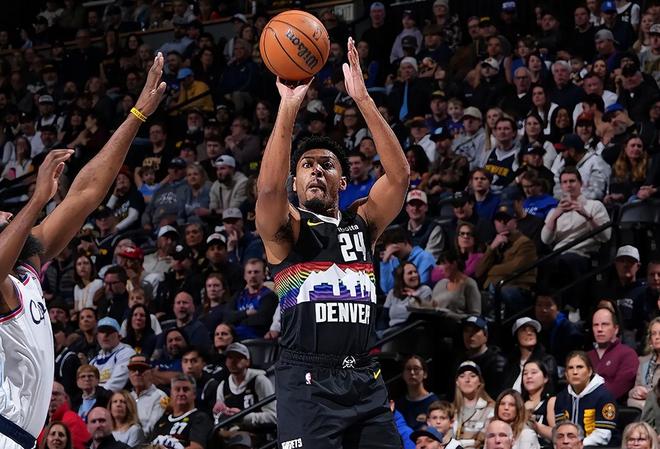 神奇已经彻底消失了!掘金还是赶紧将他踢出先发阵容吧?