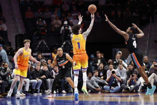 爆大冷!西部第二轰然倒下:7人上双仍输球,文班亚马错失绝平