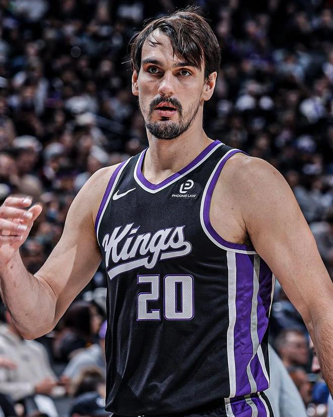 终于来了!三队六人交易分析,到底谁赢谁亏?