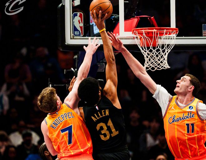 场均21分11板,从蓝领打成球队超级核心!哈登这次让骑士赚大了