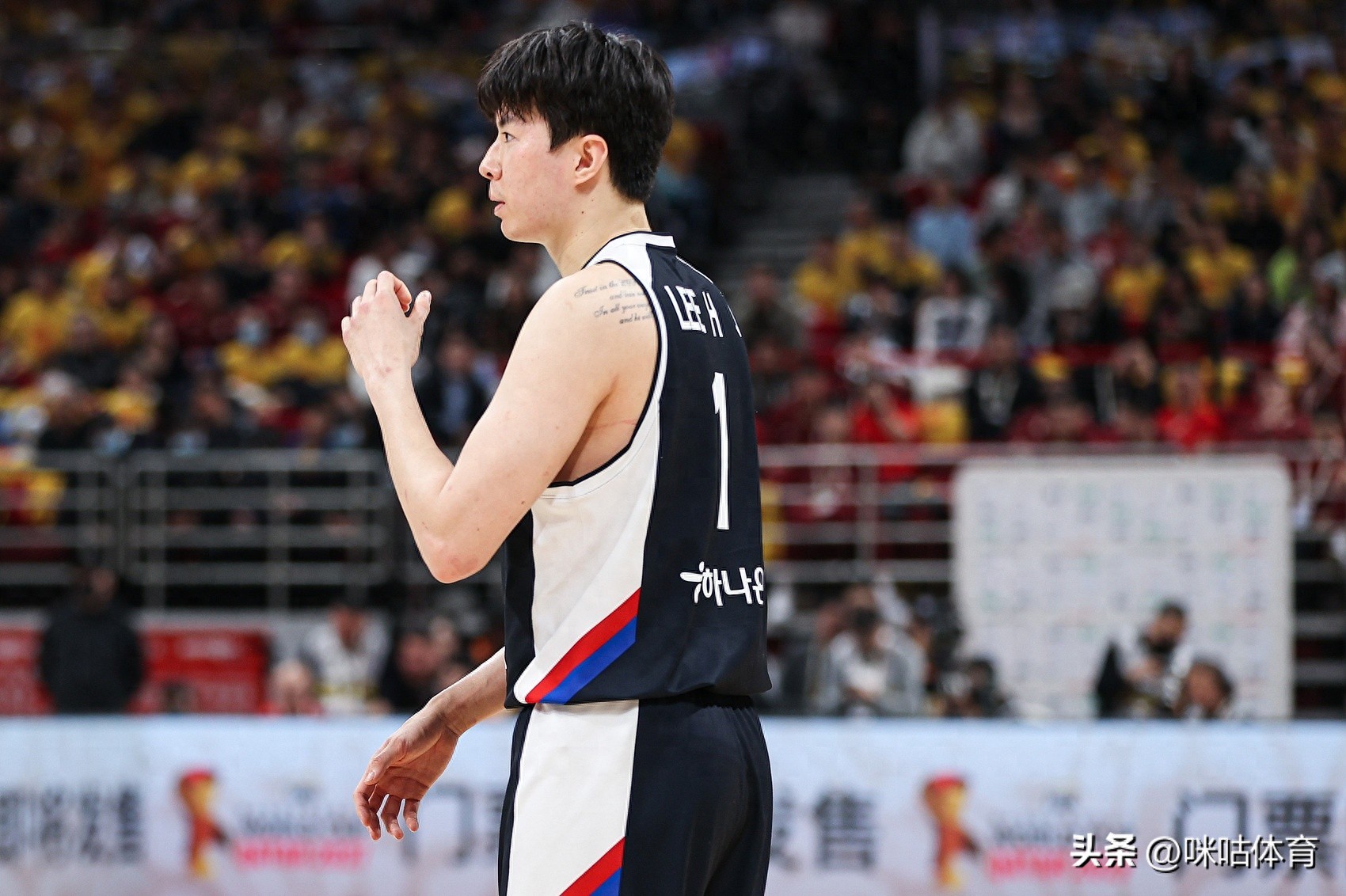 日本78-72险胜韩国 暂登男篮世预赛小组榜首