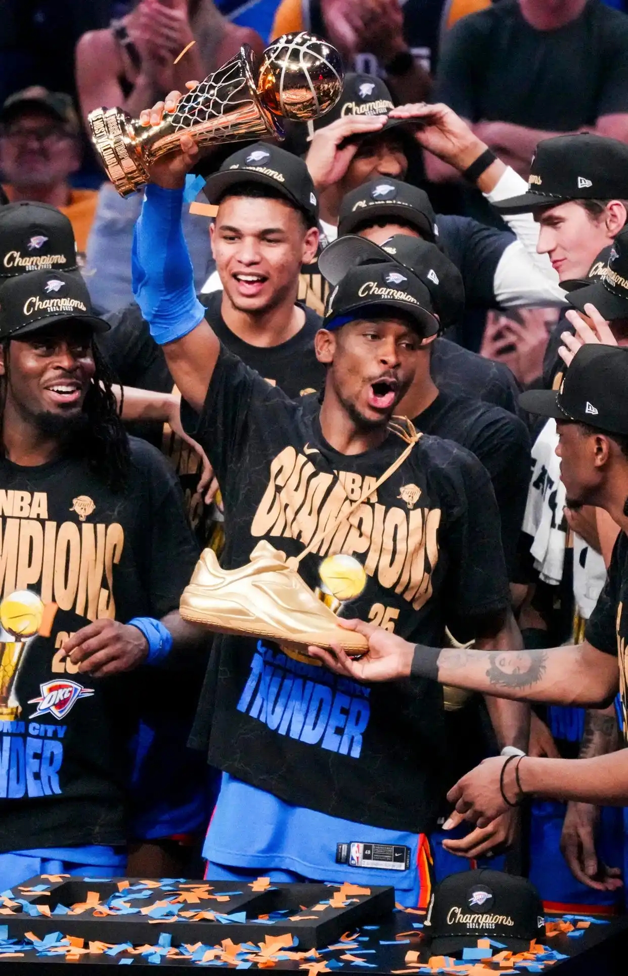 2025年国际十佳运动员出炉:6位00后,中国仅占1席,孙颖莎落选