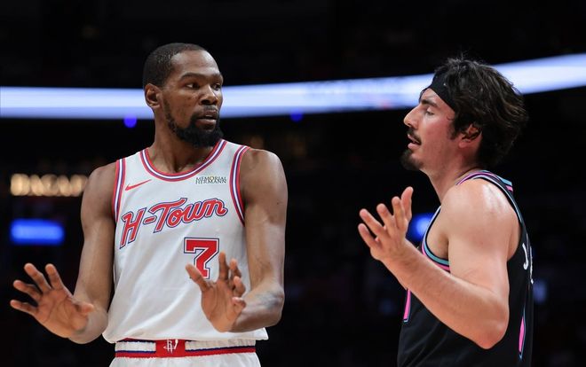 小贾缺席引连锁反应，乌度卡被斯波完爆，杜兰特赛后表态