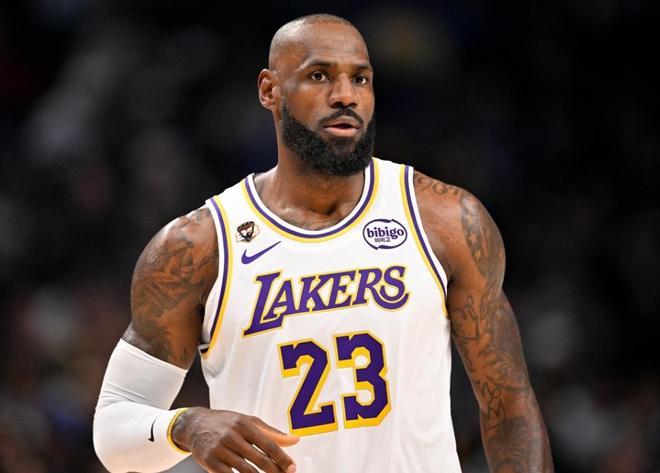 就在今天,乔丹尘封了23年的历史第一纪录,被41岁詹姆斯打破了