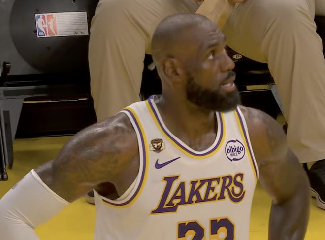 东詹48+13+17湖人终结3连败:詹姆斯连创历史 东契奇生日夜爆发