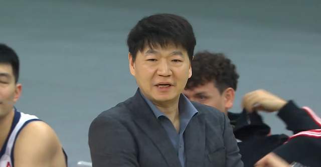 官宣!山东签强援,1米95,锋卫摇摆人,场均20分,首秀时间定了