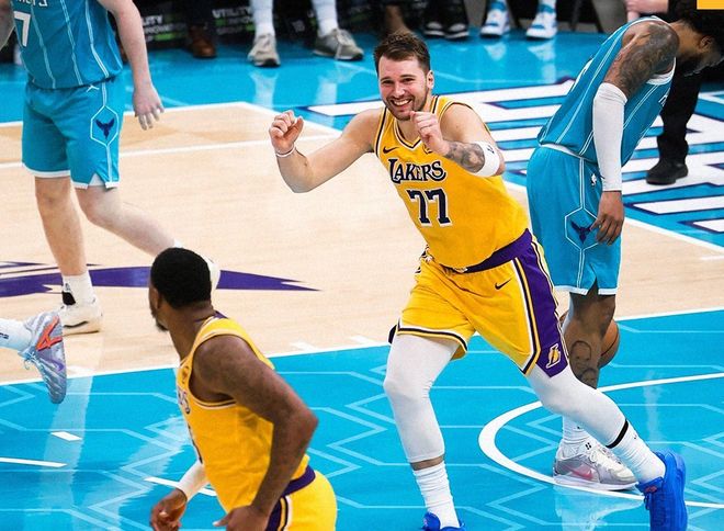 场均34分8板9助!作为NBA超巨,选择低效刷数据,你把豪门带偏了