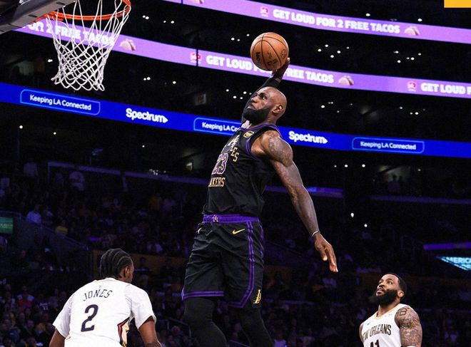 艰难!湖人逆转鹈鹕,詹姆斯21分7助斯玛特立功,但湖人暴露难题