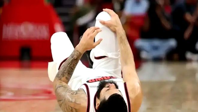 0胜9负!联盟倒数第一!成为NBA最大的伪强队,你们离解散不远了