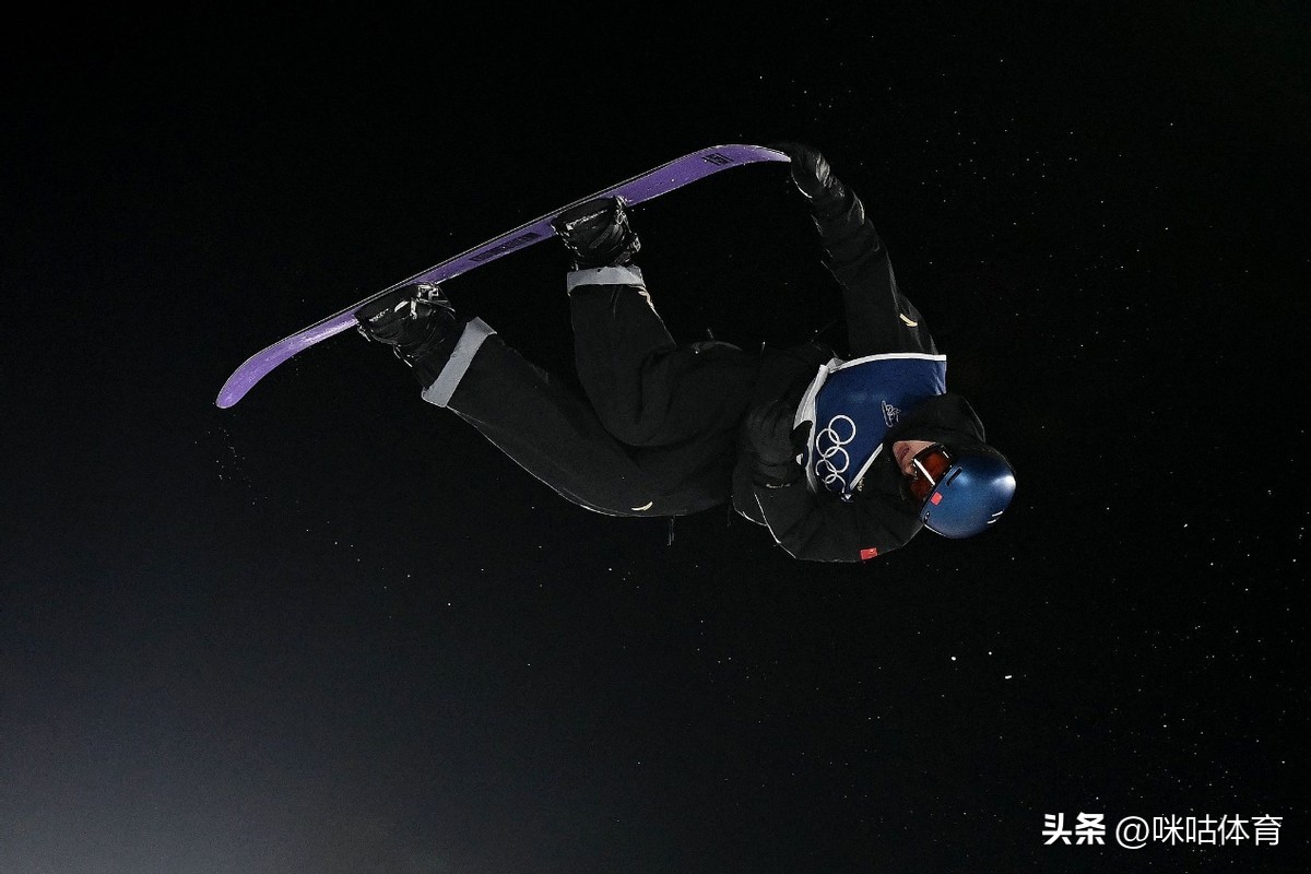 致敬大心脏!大跳台“超旋”时代,苏翊鸣顶住压力闯入决赛