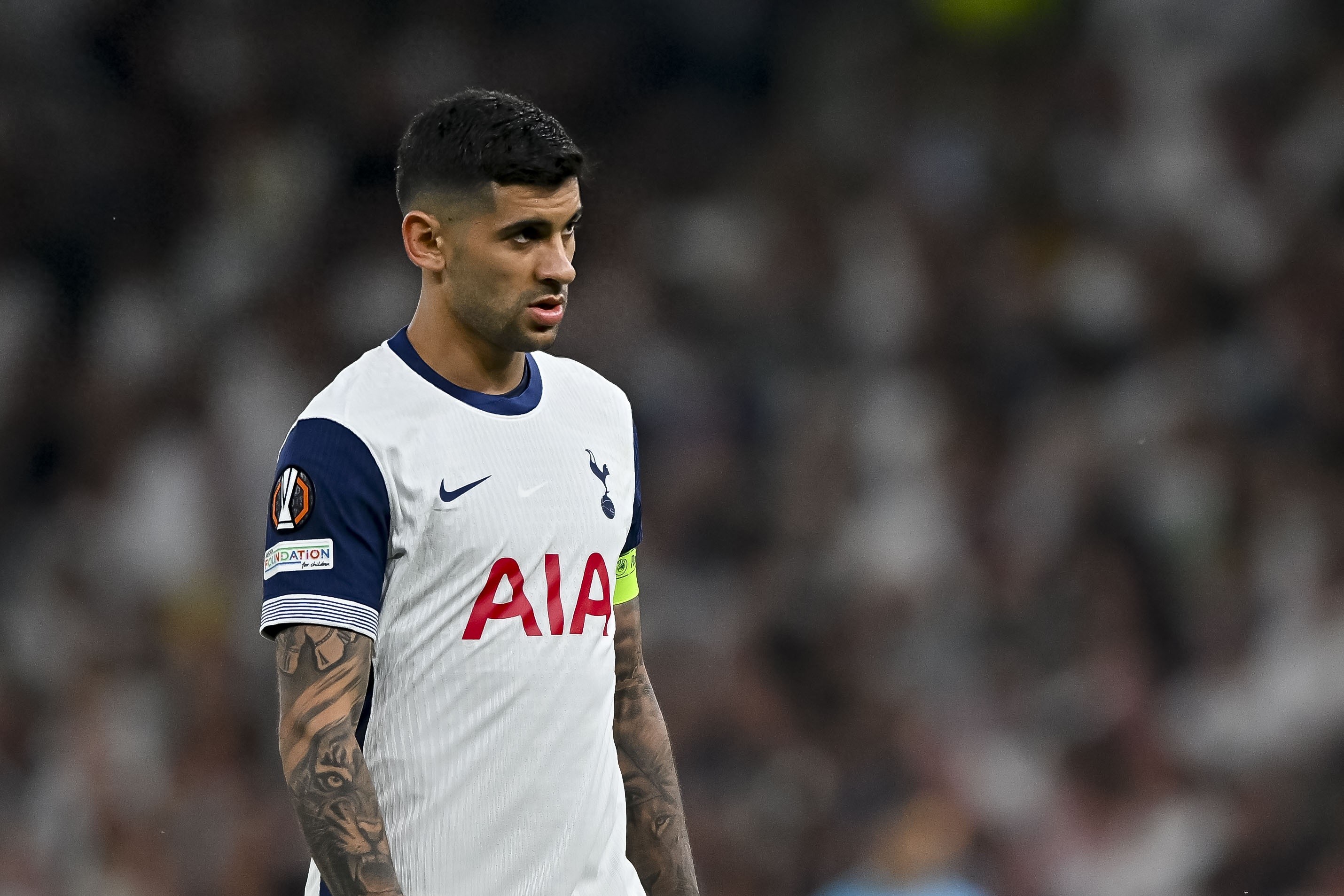 记者怒批罗梅罗:成为热刺的问题,说可耻你带队15场赢2场才可耻