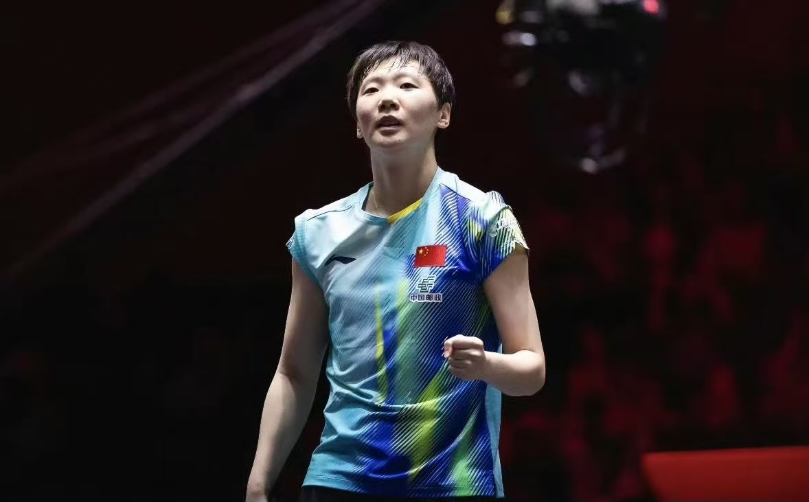 新加坡大满贯:国乒2冠收官!莎头单打称王;国乒3项双打全部失冠