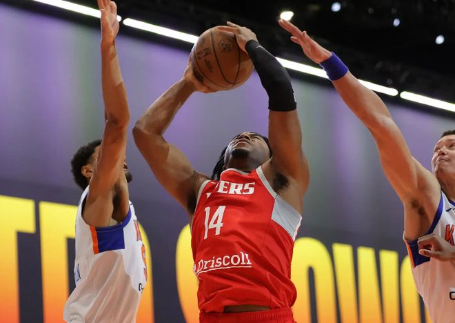 神一场鬼一场,火箭二队侧翼新援的稳定性实在是差点意思?