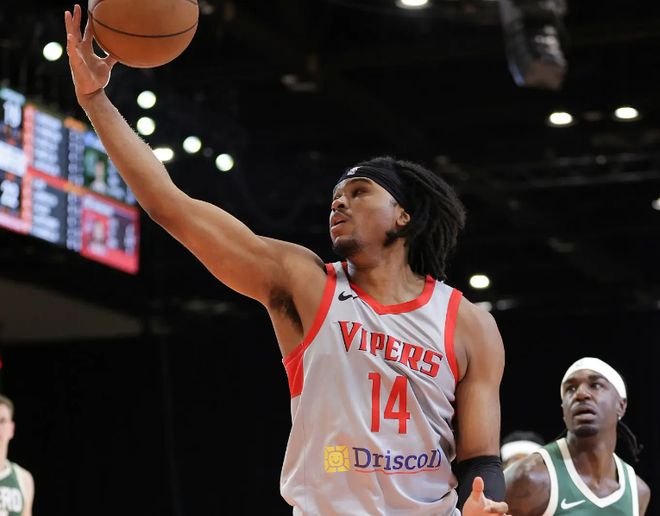 神一场鬼一场,火箭二队侧翼新援的稳定性实在是差点意思?