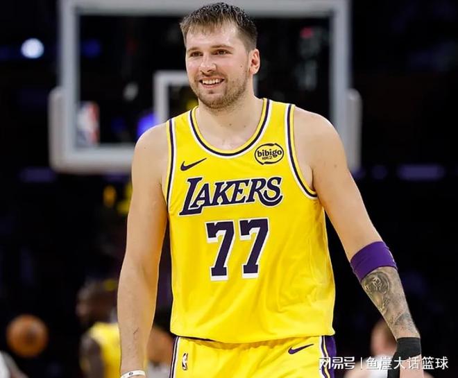 詹姆斯赛后摊牌,东契奇看清现实!艾顿两人成关键,湖人也没退路