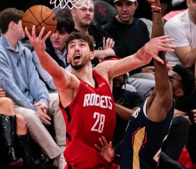 22胜11负！火箭主控变鸡肋？后场双核崛起，现在交易范乔丹正当时