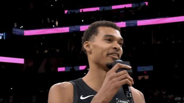 东契奇38分10板10助攻马刺再胜湖人,湖人依旧需要詹姆斯