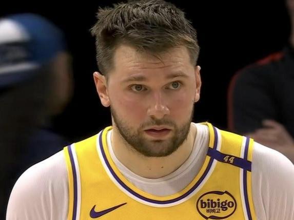 东契奇38分10板10助攻马刺再胜湖人,湖人依旧需要詹姆斯