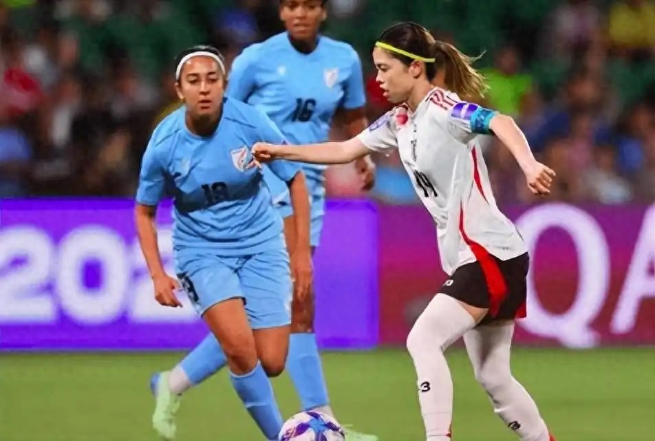 太残暴！日本11-0狂胜，亚洲杯8强诞生5席，中国女足末战朝鲜队