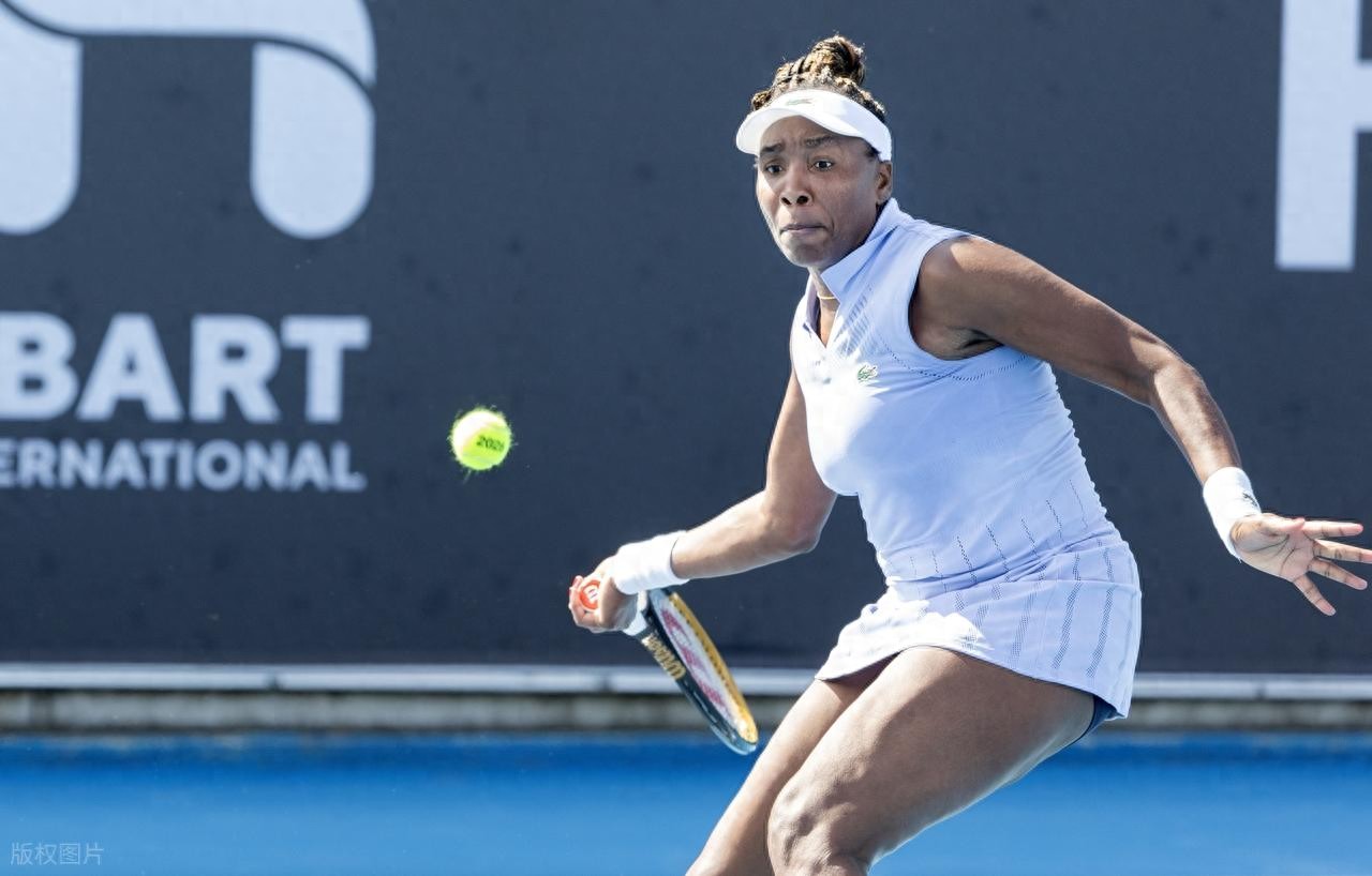 WTA战报！女单爆大冷，大满贯冠军惨败，连轰6-0，中国金花1胜1负