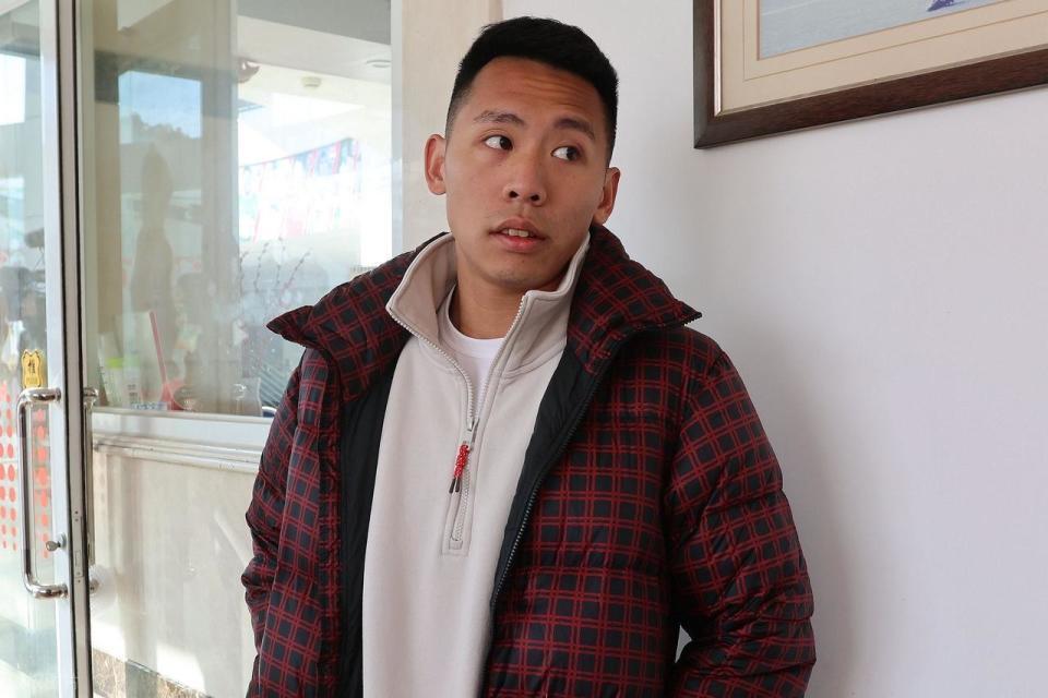 唏嘘!他曾是男足天才小武磊,因违规被禁赛报废,如今试训保级队