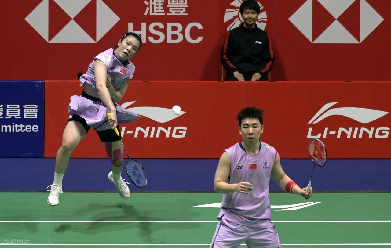 全英赛爆大冷!世界冠军0-2被淘汰,国羽3项全军覆没,陈雨菲出局
