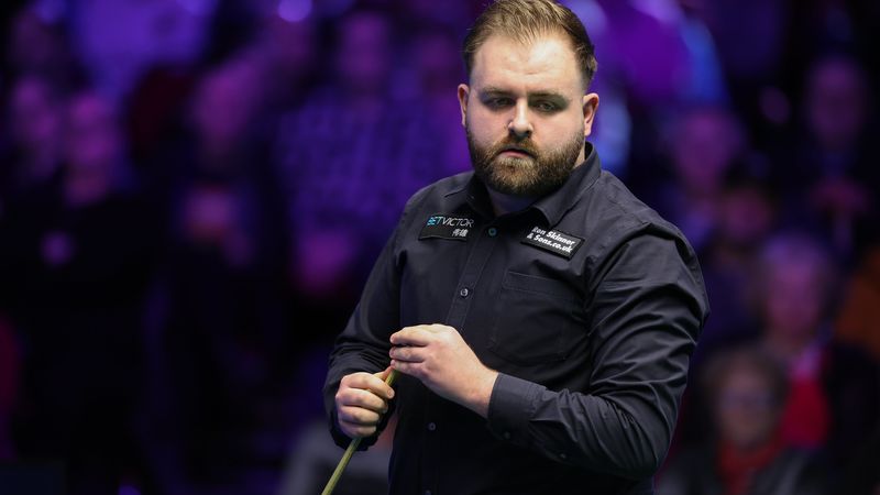 再爆大冷中国5胜4负5-4七冠王,2位世锦赛冠军出局,32强决出16席