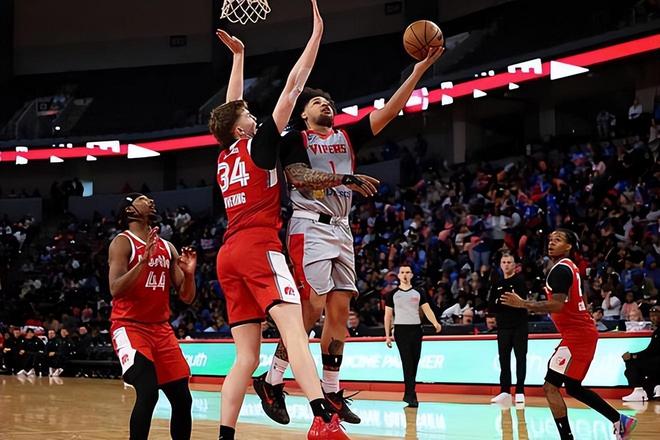 个人能力相当有限,老熟人竟然还能在火箭二队担任后场核心?