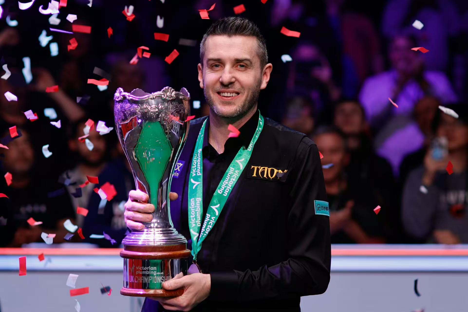 斯诺克苏格兰公开赛战报!3名中国球员晋级8强,常冰玉大战塞尔比