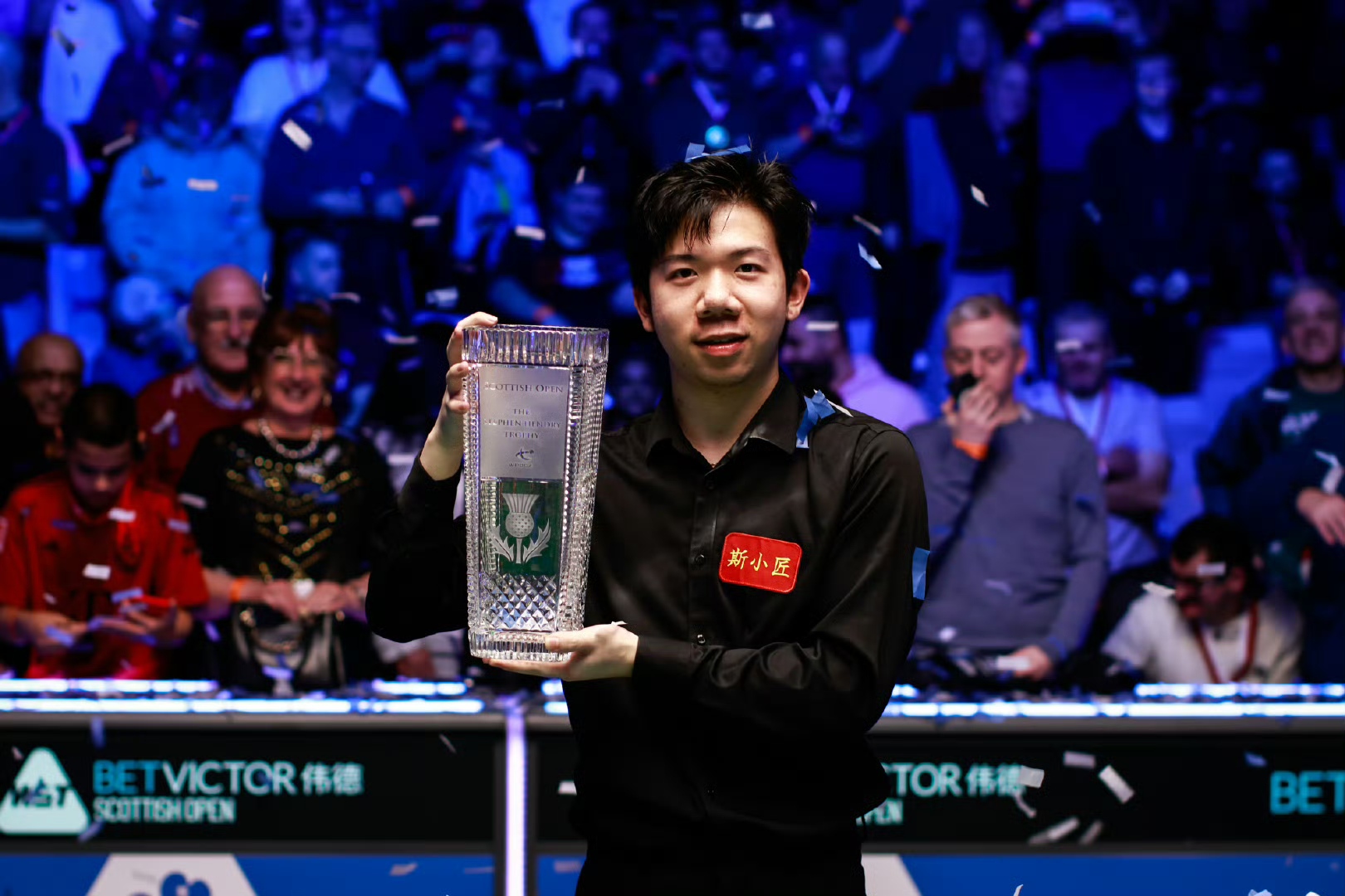 斯诺克苏格兰公开赛战报!3名中国球员晋级8强,常冰玉大战塞尔比