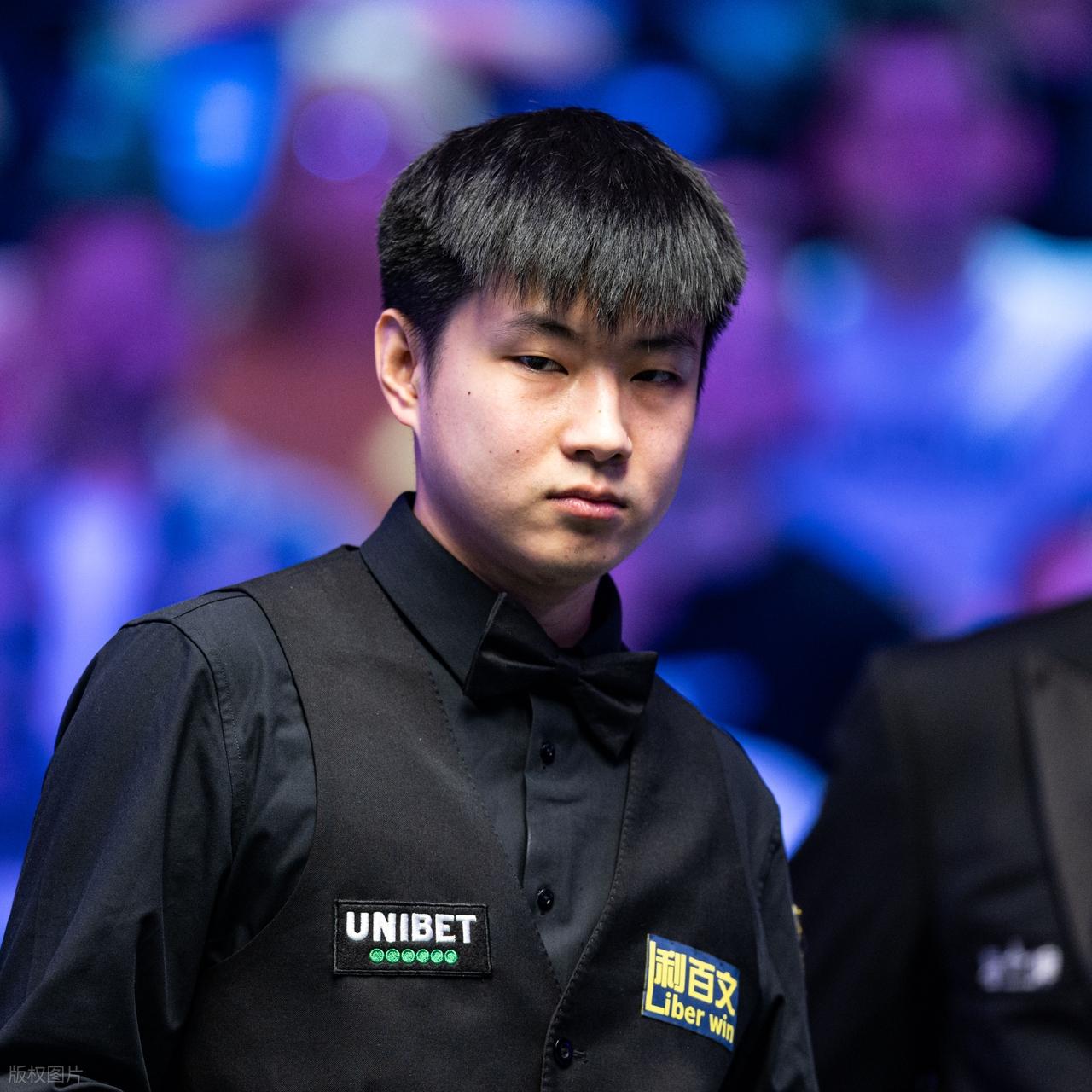 斯诺克苏格兰公开赛战报!3名中国球员晋级8强,常冰玉大战塞尔比