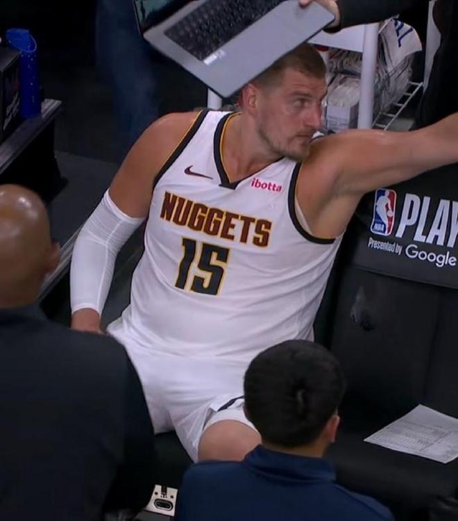 骑士险胜掘金!哈登立功,但进攻不够流畅,请勇于打自己的体系!