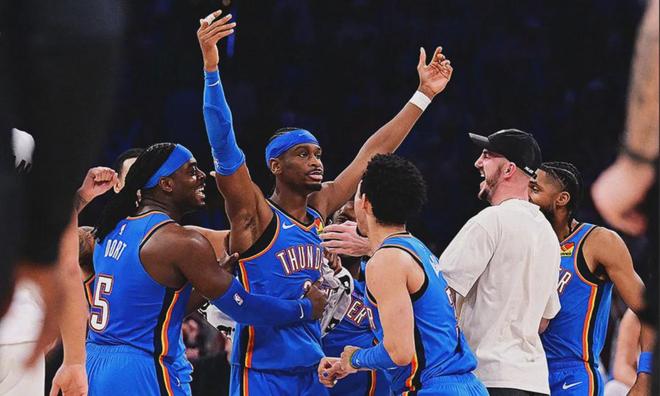 亚历山大3分绝杀掘金!赢得MVP之争!这球太横了啊