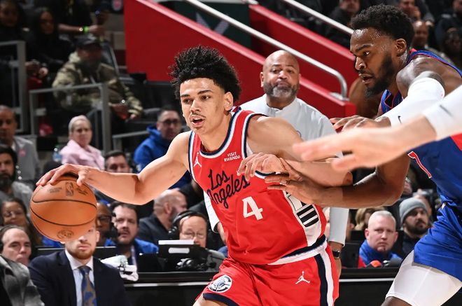 最近一段时间状态平平，快船锋线新秀在攻防两端都效果都令人失望