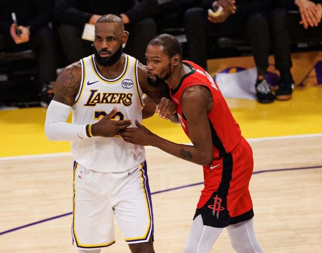 8胜2负,从鱼腩球队,闯入争冠行列!杜兰特或许快后悔了