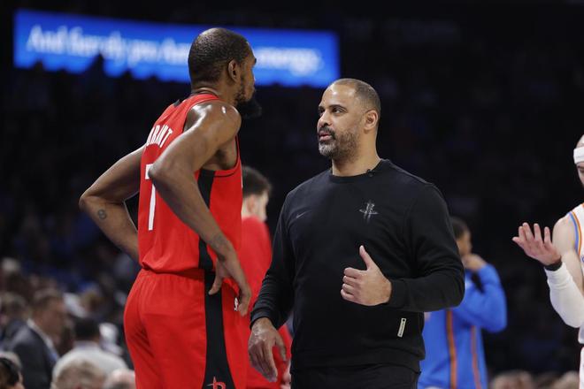 4分钟砍7分，再中1记三分！火箭39岁老将被低估？他比申京好用