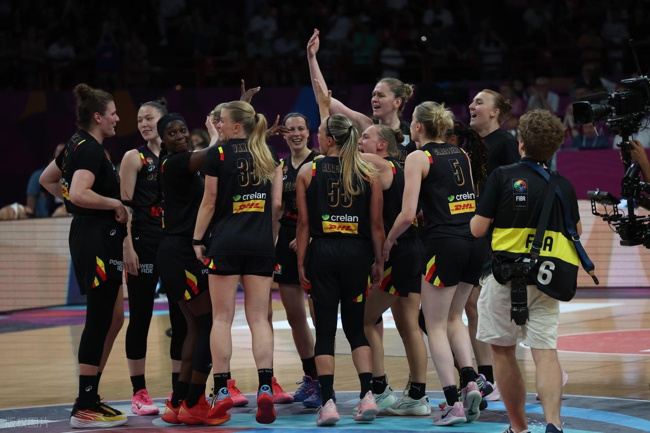 女篮爆大冷!日本开门黑,惨案诞生,欧洲劲旅大胜,中国排第3