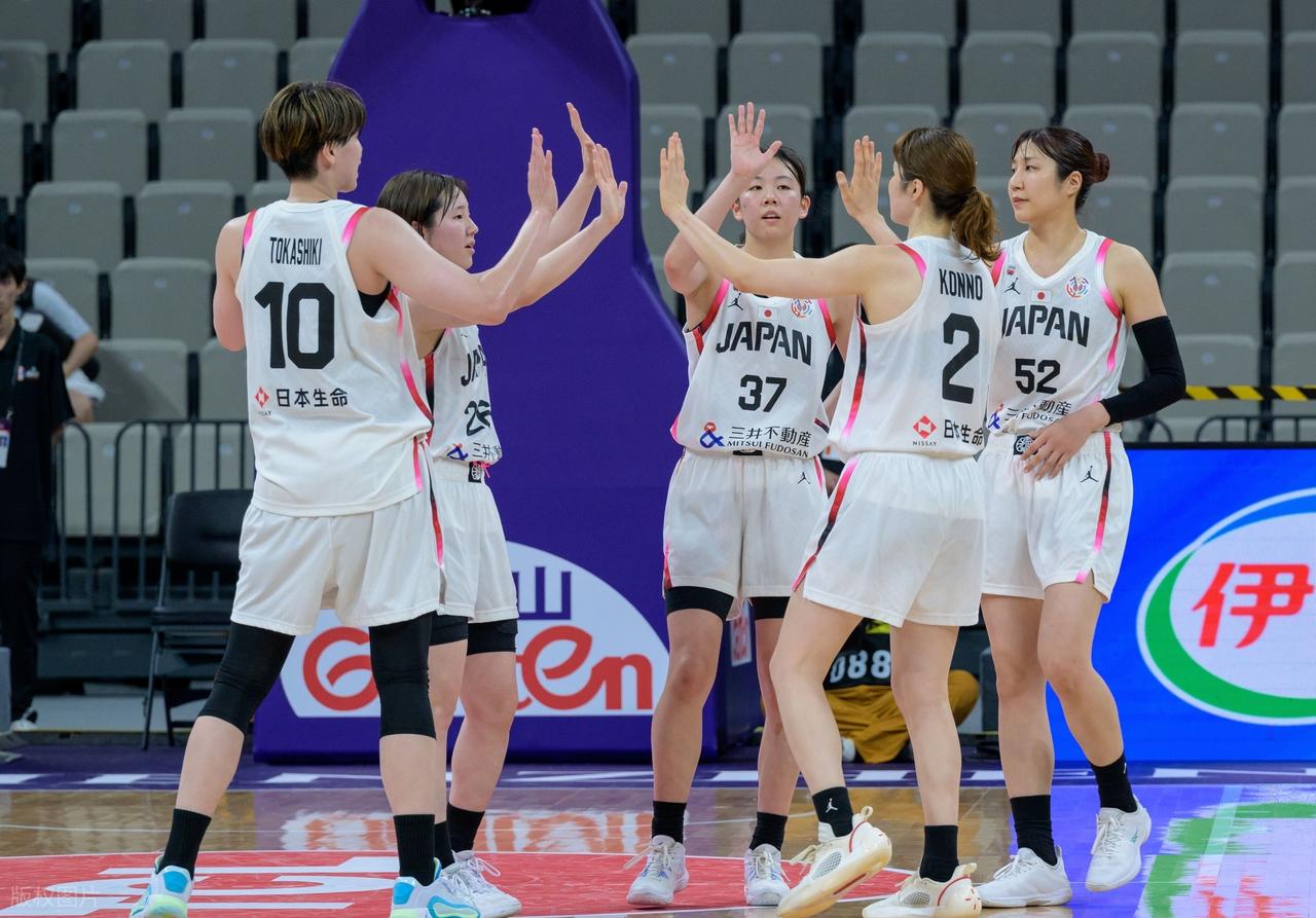 女篮爆大冷!日本开门黑,惨案诞生,欧洲劲旅大胜,中国排第3