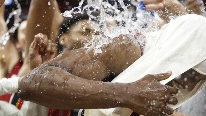 不满，小奥谢·杰克逊因阿德巴约打破科比81分纪录而大发雷霆