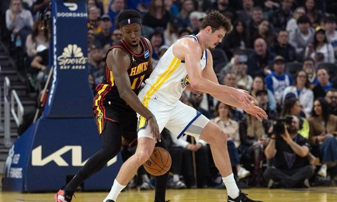 爆冷13分惨败!库里空砍31+5,东部黑马崛起!一战认清4个现实