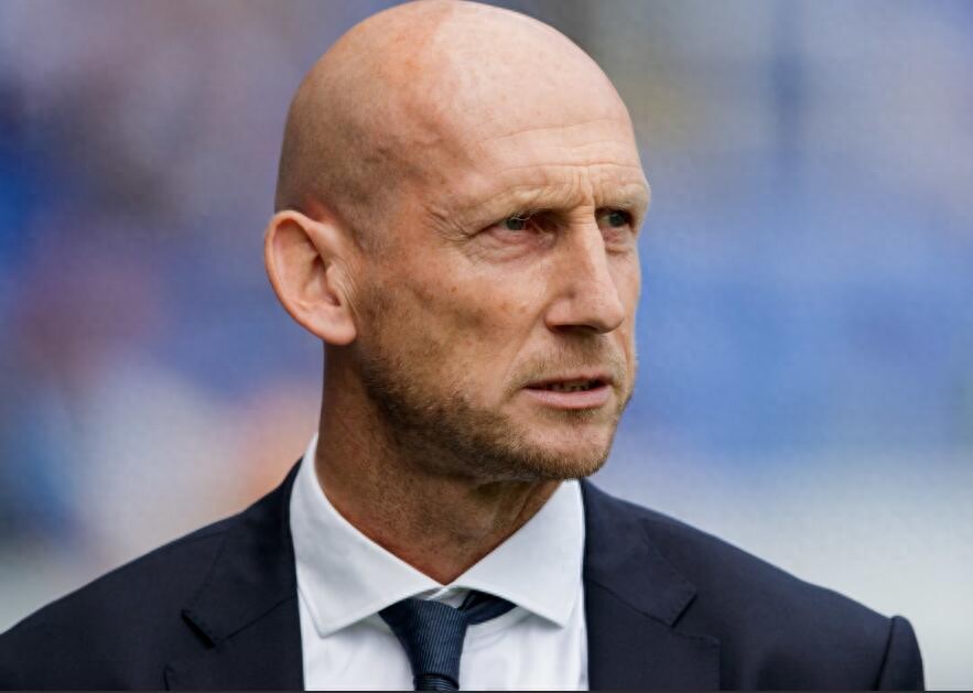 斯塔姆谈卡塞米罗接班人:我非常看好巴莱巴,也很喜欢德容