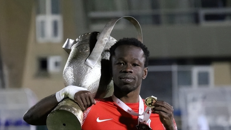 从非洲淘金?北京国安签下25岁马里中场,履历平平,球迷表示失望