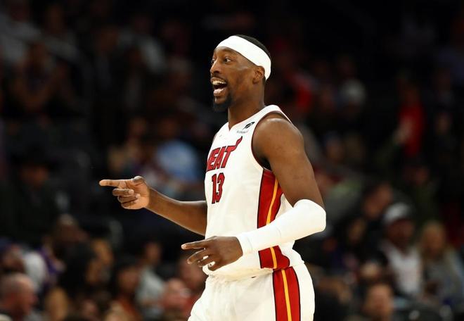 徐静雨:热火垃圾时间保送阿德巴约83分没毛病 毕竟当年科比也干过