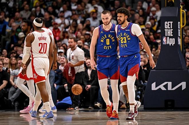 火箭全队面对掘金只进了4个三分，但后场大闸一个人就进了两个？