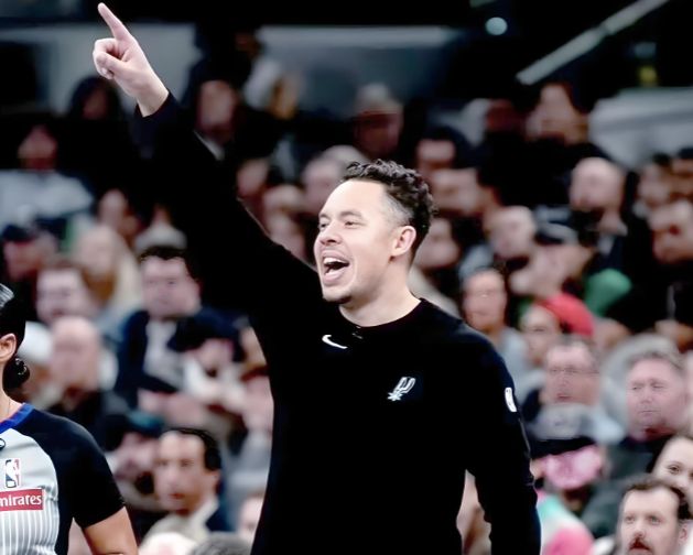 三分之一邓肯!马刺中锋的蜕变!