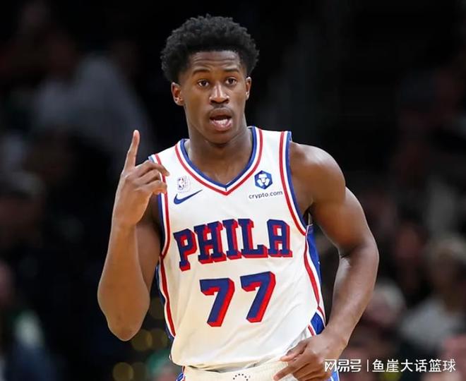 完胜!恩比德27+8首发第二,湖人旧将拉胯,马克西33+4探花大爆发