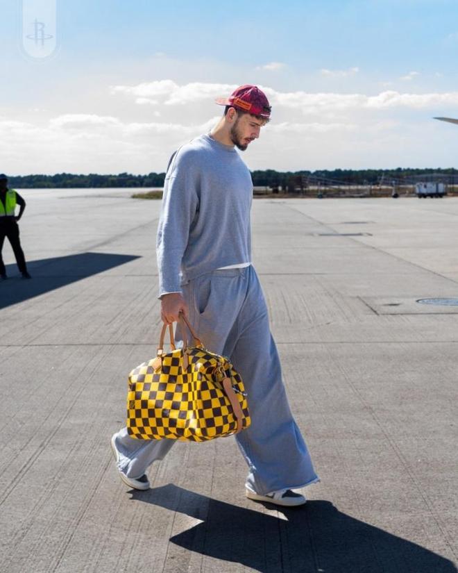 三分30投仅7中!火箭队心态崩了?申京赛后表态:提升防守+篮板