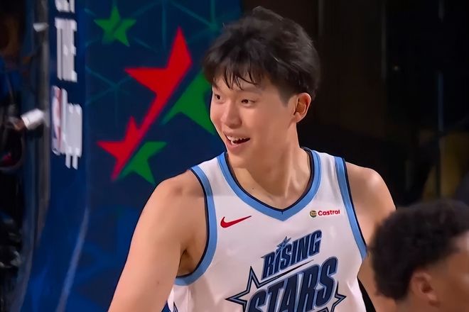 2+1打停对手!杨瀚森5分钟砍10分燃爆全场,点飞克林根上篮爆惊喜